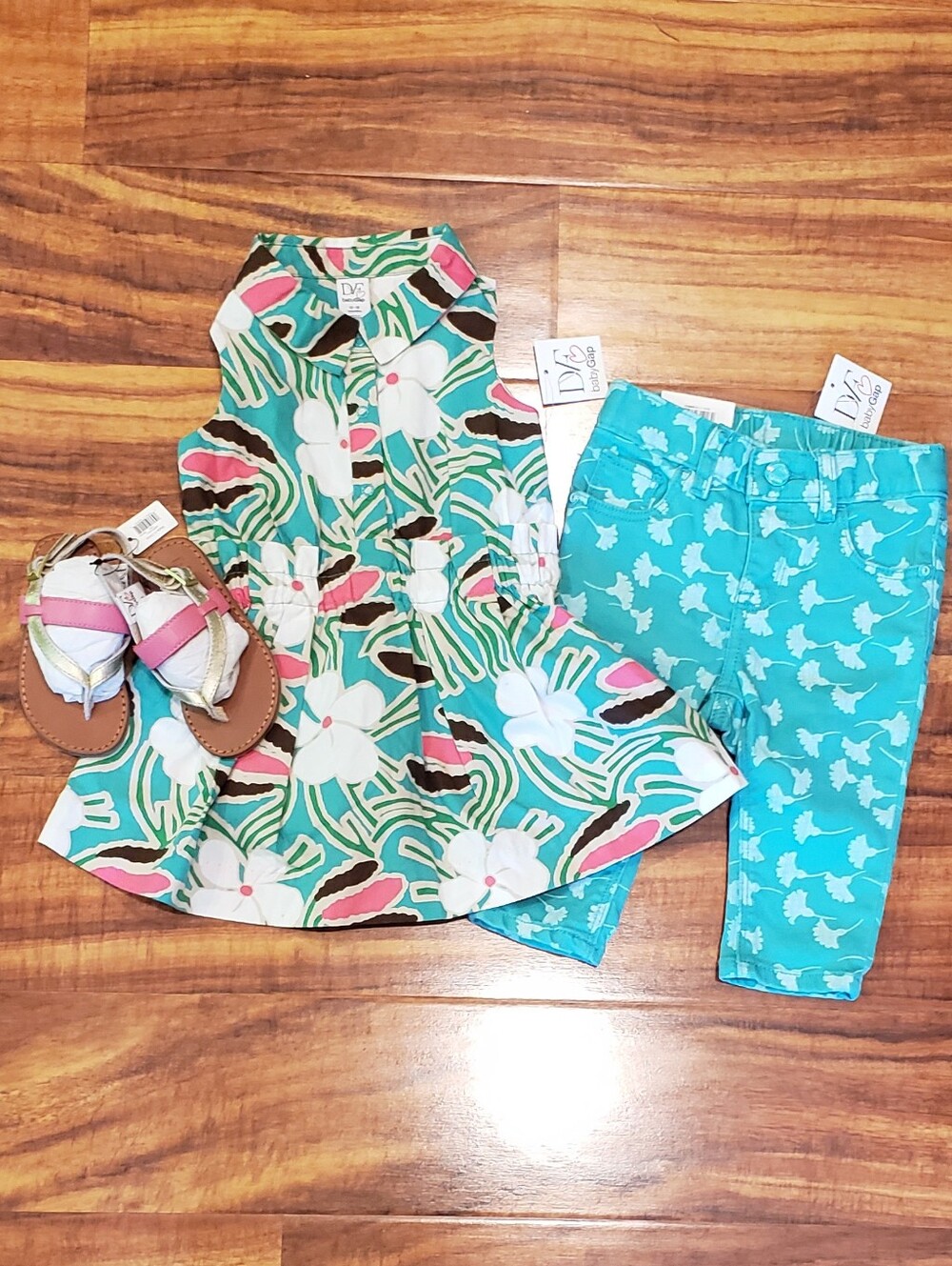 GAP Baby X DVF NWT 12-18 months tropical floral print dress, jeans & sandals (5)